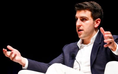 Airbnb CEO Asks Twitter What His Company Should Launch in 2017
