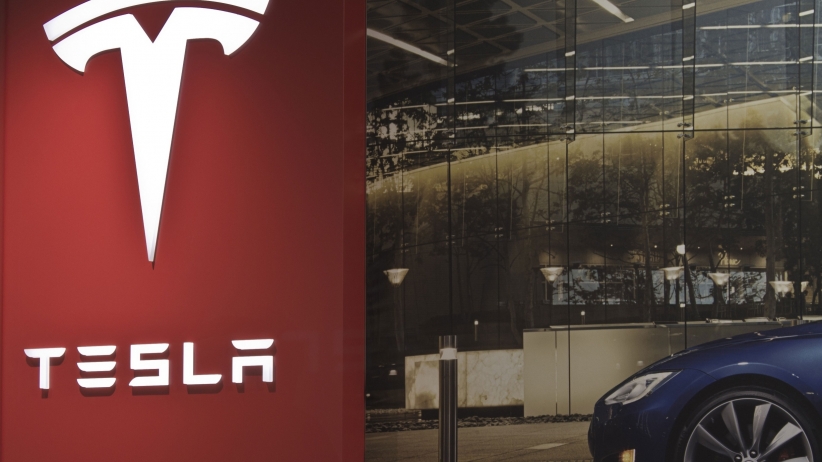 Panasonic to Invest More Than $256 Million in Tesla’s U.S. Plant for Solar Cells