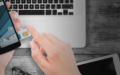 One Great, Free Way to Stay Connected While Traveling the World