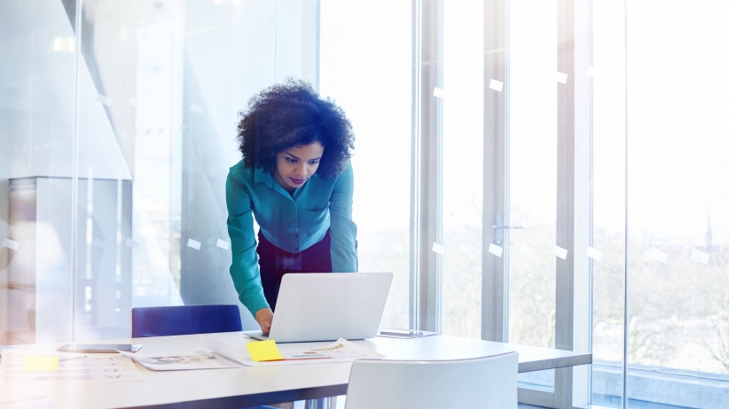 How to Write the Perfect Job Ad (Infographic)