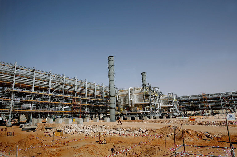 Tax on Saudi Aramco Oil Profits Is Cut to Prepare for I.P.O.
