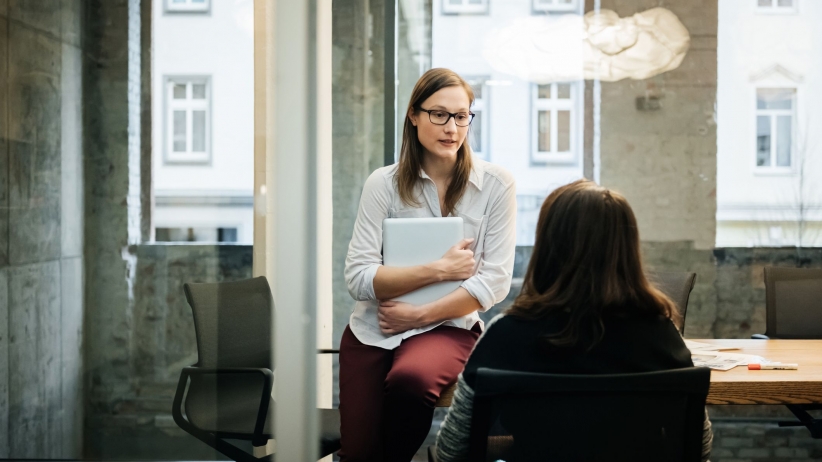 A Manager’s Guide to Delivering Bad News (Infographic)