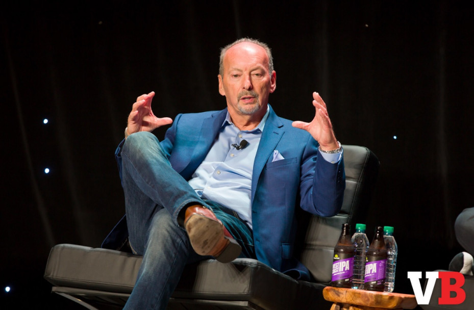 EA’s Peter Moore says a fond adios to the game industry