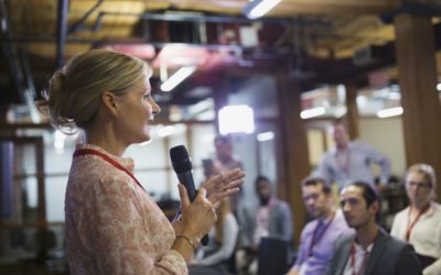 8 Master Tips on How to Get Paid for Public Speaking
